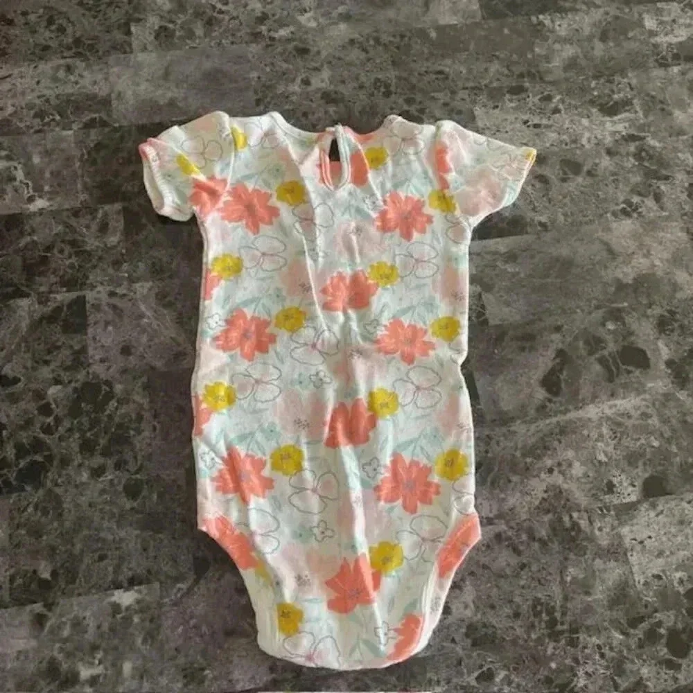 Child of Mine by Carter's baby girl bodysuits Floral pattern all over Size 12 mo